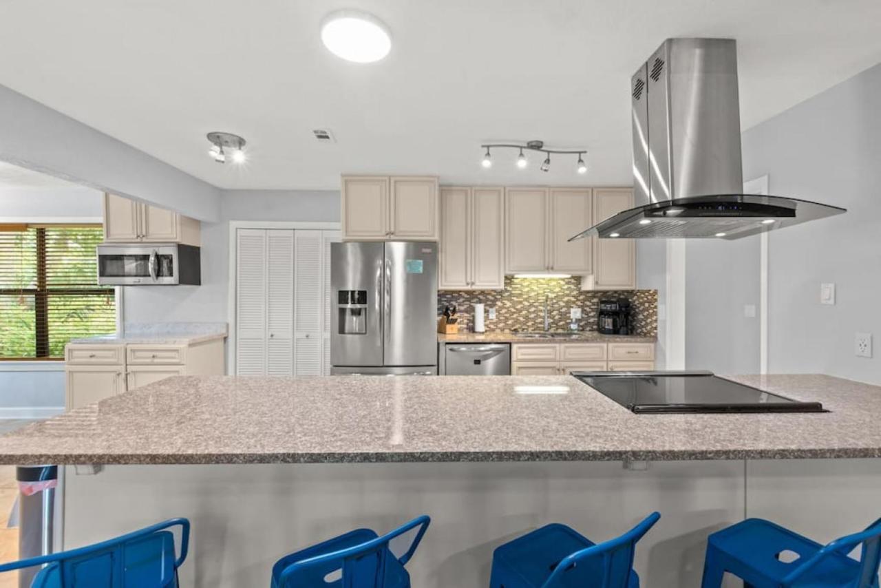 The Flip Flop Stop - Private Heated Pool, Pool House, Backyard Oasis And Game Room Panama Stadt Exterior foto